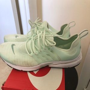 Mint Prestos 7.5W